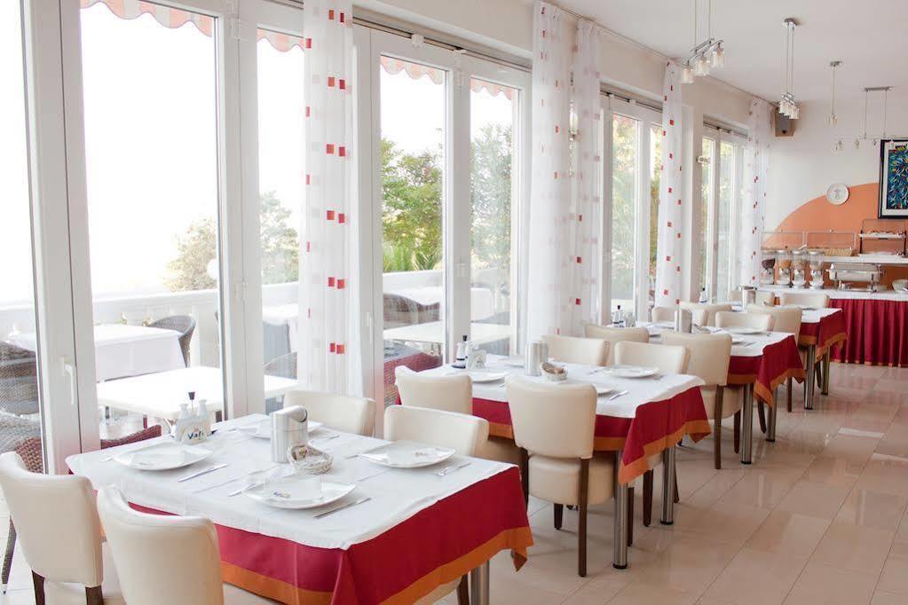 Hotel Vali Dramalj Цриквеница Экстерьер фото