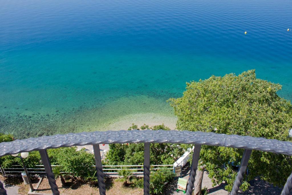 Hotel Vali Dramalj Цриквеница Экстерьер фото